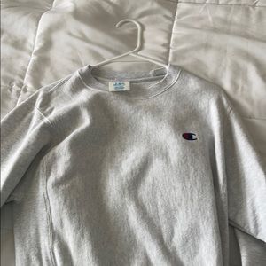 champion hoodie small like new! no stains